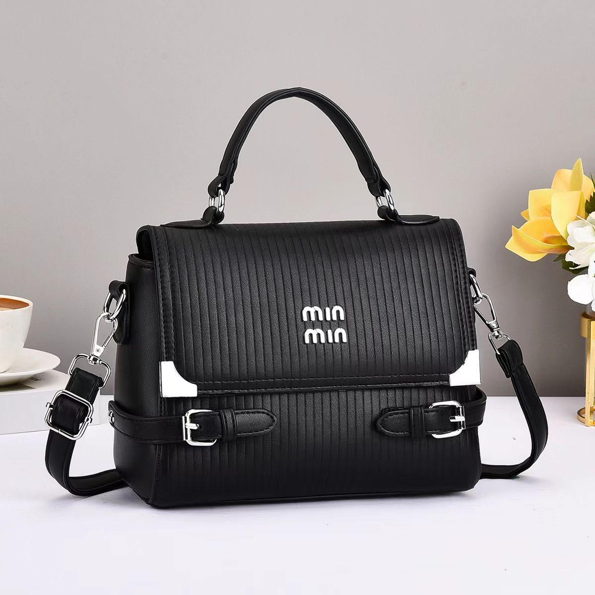 Min Min Classic HandBag